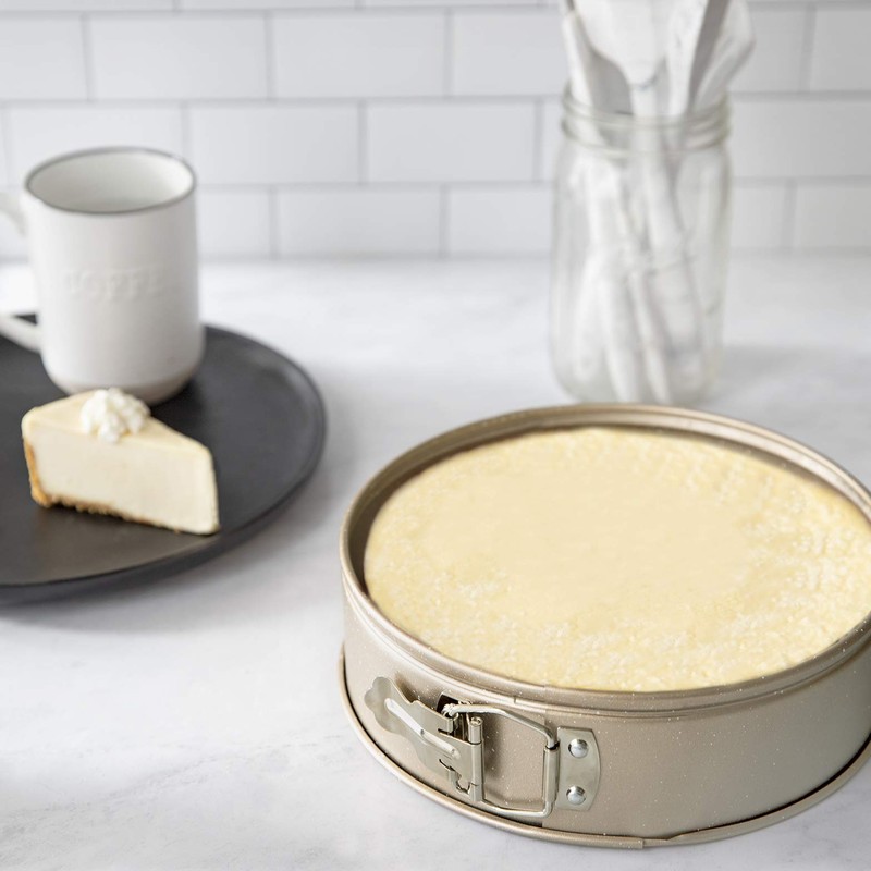 COOK WITH COLOR Bakeware Non Stick Baking Sheet, Champagne, 9"