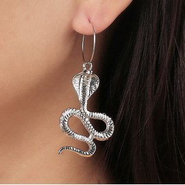 TseenYi Snake Earrings Punk Snake Pendant Circle Earrings Jewellery for Women and Girls Valentine's Day Christmas Festival Gift, Alloy Steel