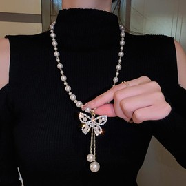 Jumwrit Pearl Rhinestone Necklace Long Sweater Chain Gold Y Necklace Sparkle Butterfly Pendant Necklace Statement Layered Pearl Necklace Elegant Jewelry Dressy Collocation for Party Wedding(Style 1)