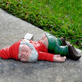 SXFENG Garden Gnomes, Garden Gnomes for Auben, Gnome Garden Statue, Garden Decoration, Decoration for the Patio, Balcony, Creative Drunk Garden Gnomes (Red)