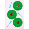 DecorRack 10 Large Plastic Plates, 9 inch Dinner Plates, Disposable