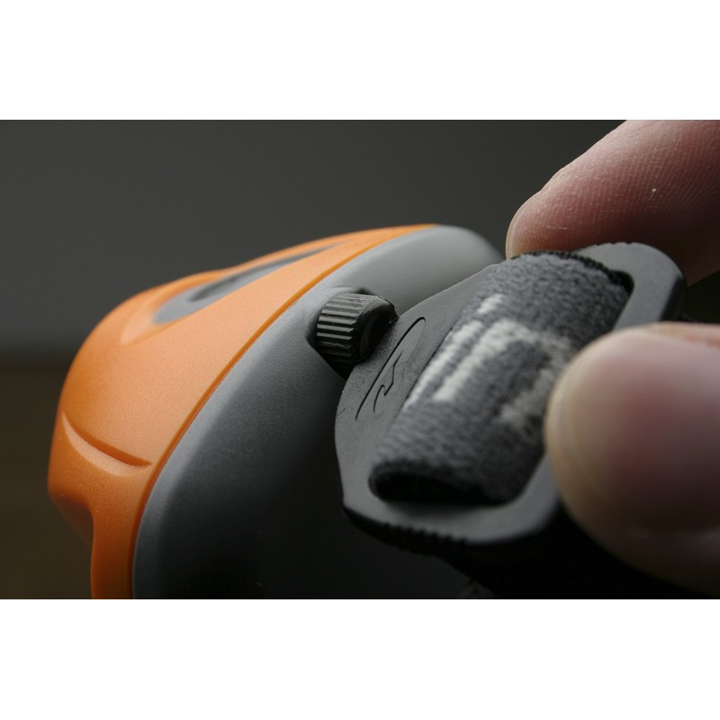 EOS 130 Headlamp Black