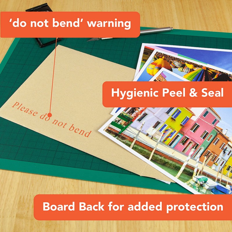 Postmaster Please Do Not Bend Envelopes A5, Hardback, Peel Seal