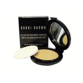 Bobbi Brown Oil-Free Even Finish Trial Size Compact in Sand 09