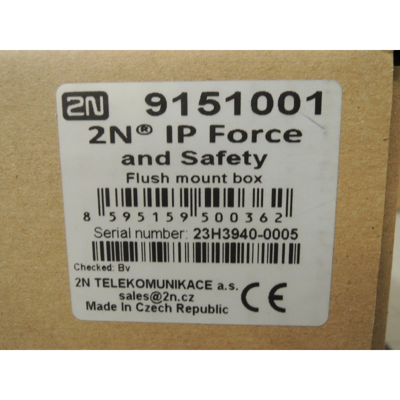 2N Axis 9151001 Recessed solid wall mounting box for Helios