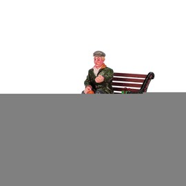 2004 Feeding Pidgeons Set of 2 Christmas Village Figurine