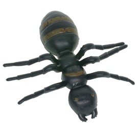 Cooplay 30pcs Fake Ant GiantAnts Queen Black Plastic Mock Reptile Insects Joke Toys Prank Scary Trick Tricky Brains For Halloween Christmas Fool's Day Party