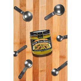 Better Than Bouillon Better Than Bouillon Premium Roasted Chicken Base, Made with Seasoned Roasted Chicken, 38 Servings, Blendable Base for Added Flavor, 8-Ounce Jar (Pack of 3)