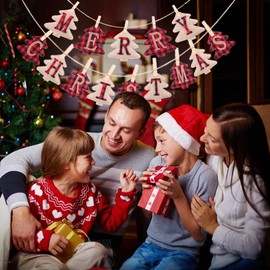 DXIA Merry Christmas banner, Christmas Tree Shape Christmas Hanging Banner, Merry Christmas Bunting Banner with 14 Flag Pennants, Merry Christmas Decorations for Christmas Party and Fireplace