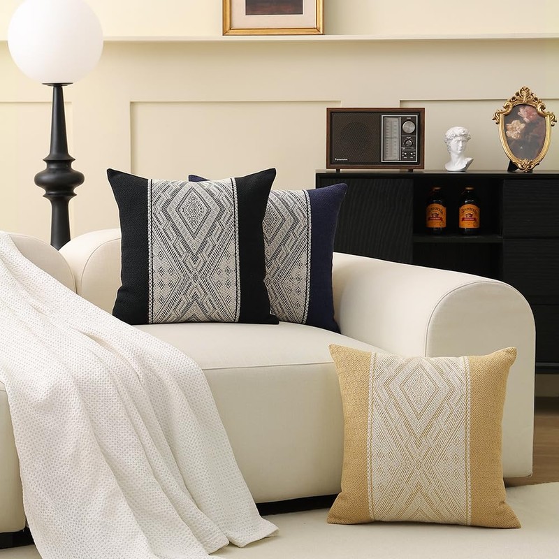 MOCOFO Pillow Cover 18x18'' Courtly Weave Vintage Pillow Cover Pillowcase