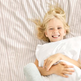 MakeMake Organics Organic Sheet Set Queen (4 Piece) GOTS Certified Organic Cotton Sheets 300 TC Sateen Soft Fitted Sheet Flat Sheet Pillow Cases Toddler Kids (Queen, Beige Stripes)