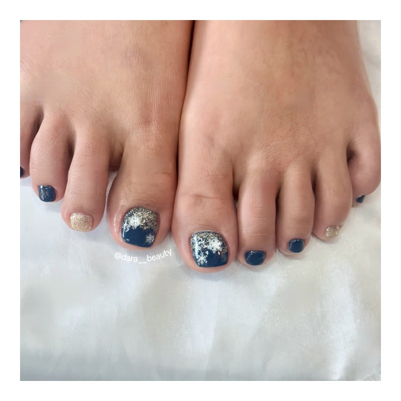 Dara Beauty 2024 December Art of the MonthSnowflake Nails❣ -