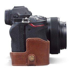 MegaGear MG1945 Ever Ready Genuine Leather Camera Half Case compatible with Nikon Z5 - Brown