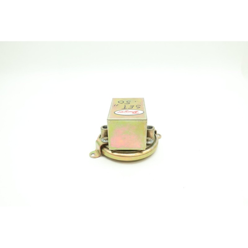 DWYER 1910-0 Pressure Switch 125/250/480V-AC 15A AMP D622520