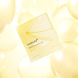 MEDICUBE Kojic Acid Turmeric Brightening Gel Mask, 4 Mascarillas Faciales de Hidrogel con Ácido Kójico, Cúrcuma y Niacinamida 2%, Hidratación, Luminos