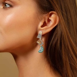 Champagne Earrings for Women Beaded Champagne Bottle Margarita Tequila Earrings Crystal Wine Glass Dangle Earrings Cinco De Mayo Shirt Dress Outfit Accessories Party Celebration Jewelry Gifts