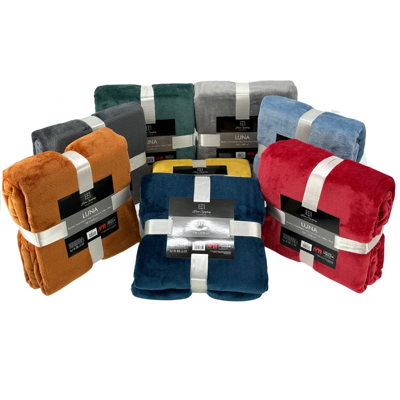 Euromat Flannel Microfibre Blanket, Cuddly Blanket, Bed Throw, 150 x