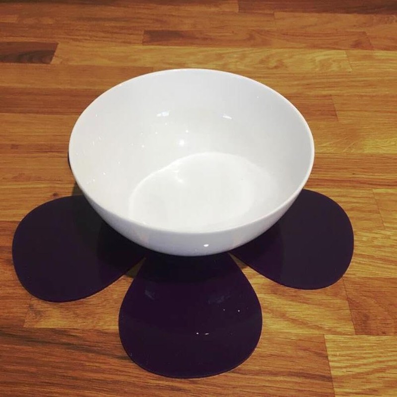 Daisy Placemat Set - Gloss Pink 4 Placemats Large 38cm