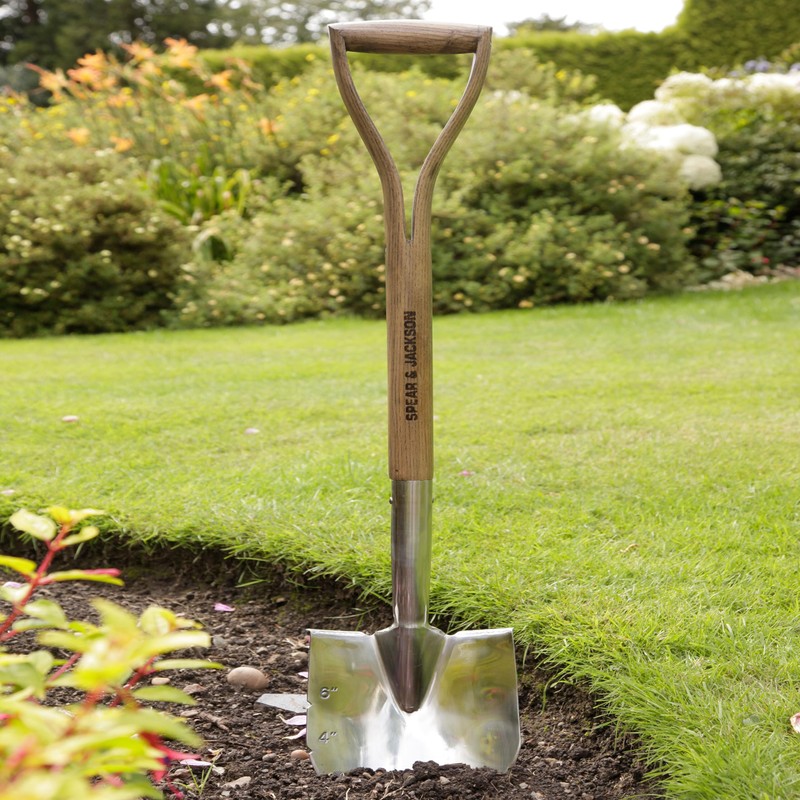 Spear & Jackson Traditional Stainless Steel Planting Spade, Heavy Duty