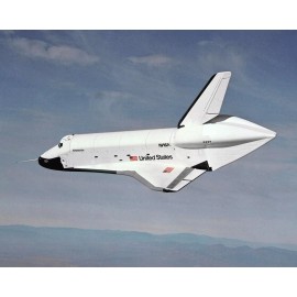 NASA SPACE SHUTTLE ENTERPRISE IN FLIGHT 8X10 PHOTOGRAPH REPRINT