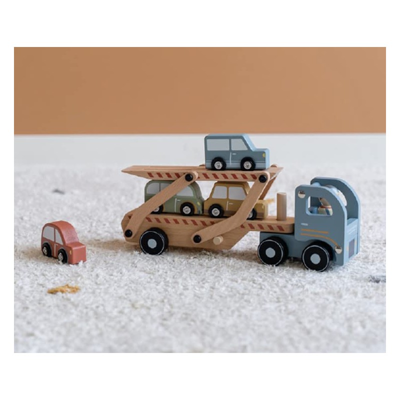 Little Dutch Car transporter including 4 cars and toy figure