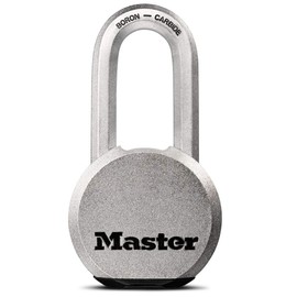Master Lock Magnum M930XKADLH - Candado plateado de acero sólido resistente con llave, cerraduras de puerta resistentes a los cortes para valla o cobertizo, 14/32 x 2 x 15/16 pulgadas