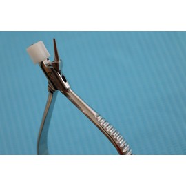 NEW PREMIUM GRADE FRAME BENDING ! ROUND METAL FLAT NYLON OPTICIAN OPTICAL PLIER-CYNAMED USA