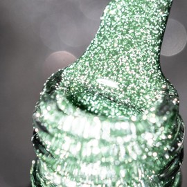 BURANO Reflective Gel Nail Polish, 7.3ml Reflective Diamond Nail Glitter Gel Polish, Sparkly Color Gel Polish Holographic Glitters Shiny Gel Polish UV Lamp Required (Light Green SZ3)