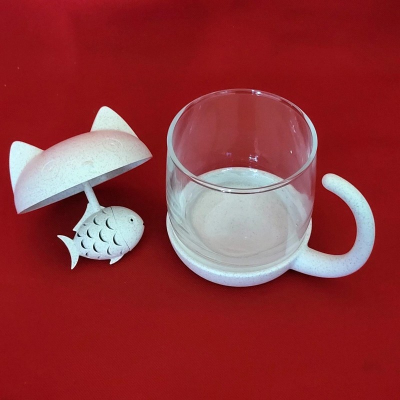 Anya Clear Glass Cat Tea Mug 8 Oz Speckled Base