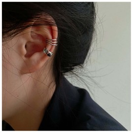 Allereya Vintage Silver Hoop Ear Cuff Earrings Fake Helix Earrings Circle Non Piercing Earrings Layered Cartilage Ring Earrings Helix Ear Clip Earrings Jewelry for Women and Girls