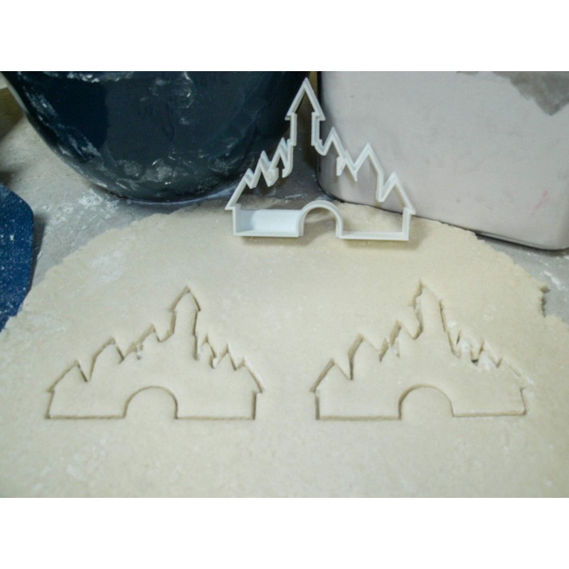 CINDERELLA CASTLE PRINCESS COOKIE CUTTER MADE IN USA PR513