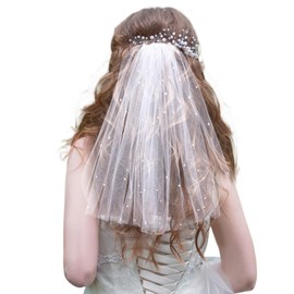 Piriuuo Short Bridal Veil, White Pearl Veil Wedding Veil with Comb Elegant Tulle Layer Veil Bachelorette Party Veil Headband Decorations Bridal accessories for Women and Brides