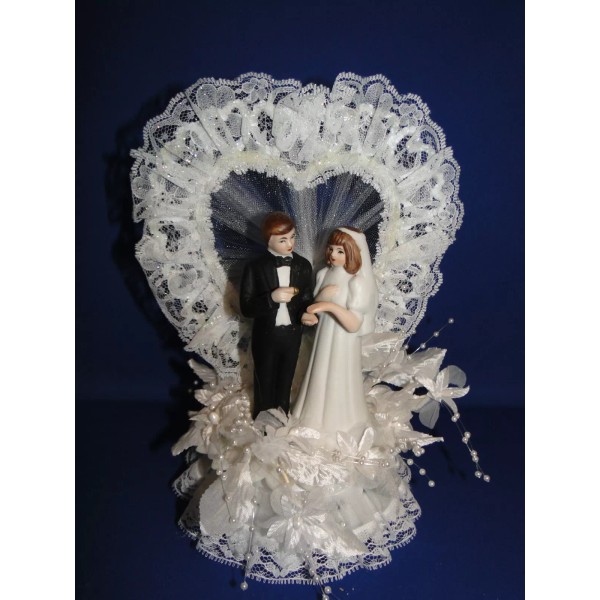 Handmade New Elegant Wedding Caketopper with Bride & Groom, lacy