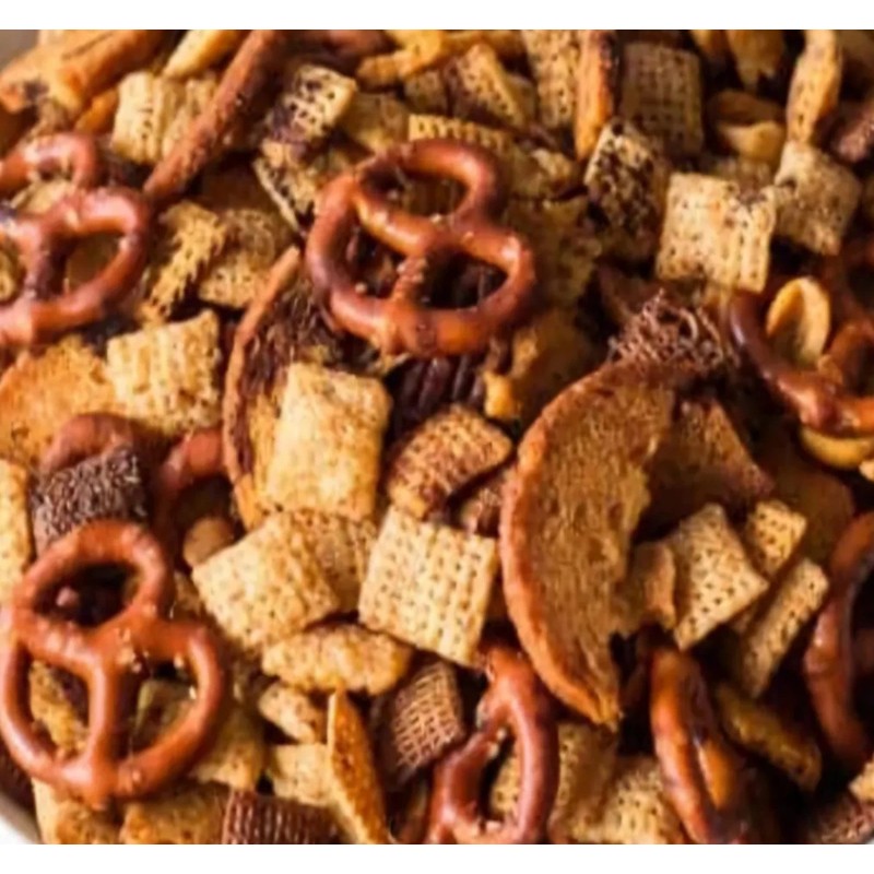 PICHEX 2LB HONEY BBQ CUSTOM MADE SNACK MIX, PARTY CHIPS