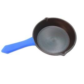 MYNAKSHA Cast Iron Pre-Seasoned Non-Stick Frying Pan with Soft-Touch Handle Induction Base, Scratch and Abrasion Resistant Skillet Pan for Cooking and Frying (Black_6inch) Hand made