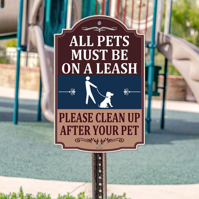 All Pets Must Be On A Leash Please Clean Up