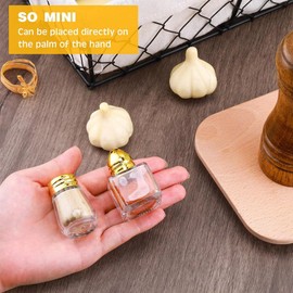 Ysyaxsyt Mini Salt & Pepper Shakers Clear Seasonings Shakers Tiny Spice Shakers Transparent Seasoning Shakers Gold