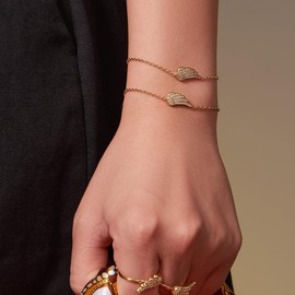 Kokoma Dainty Angel Wing Link Bracelet for Women, Gold-Tone Stainless Steel Crystal Zircon Wing Bracelet Adjustable Chain Minimalist Valentine Jewelry