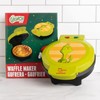 Uncanny Brands Dr. Seuss The Grinch Waffle Maker - The