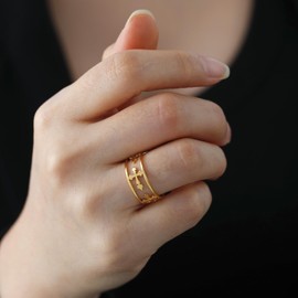 kkjoy Inspiration Cross Ring Stainless Steel Christian Faith Hope Love Cross Ring Eternity Promise Ring Religious Jewellery Gift for Women Men, Stainless Steel, No Gemstone