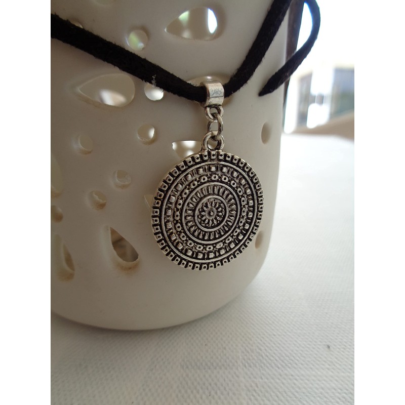 Amulet Boho Velour Choker Black Wrap Collar