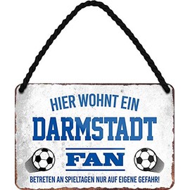 schilderkreis24 - Tin Sign with German Text "Hier Wohnt ein Darmstadt Fan" (German Language) Hanging Sign for Football Enthusiasts, Decorative Item Sign, Gift Idea, 18 x 12 cm