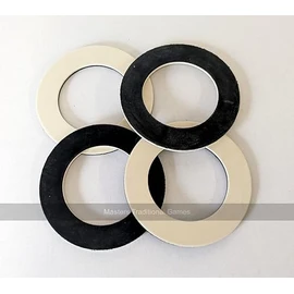 Set of 4 rubber Pub Quoits (black on one side - white on the other)