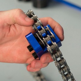 Master Link Press Tool with Wrench, 24.8mm Master Chain Press Tool, Fit for 5 Series Chains 520 525 530 Motorcycles ATV, Compact Size, Lightweight