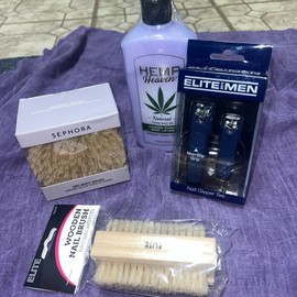 Sephora Bundle of hemp Lotion, Sephora, Dry Body Brush, And A Nail Brush & clippers