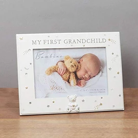 Widdop 6' x 4' - Bambino Resin First Grandchild Photo Frame