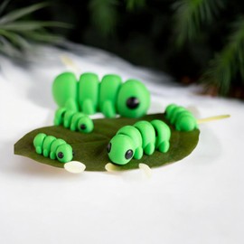 5-Pack Mini Baby Zou Caterpillar Figurines – Cute Kawaii Bug Minis with Wiggly Segments – Adorable Insect Desk Toys & Nature Shelf Decor – 3D Printed in Canada
