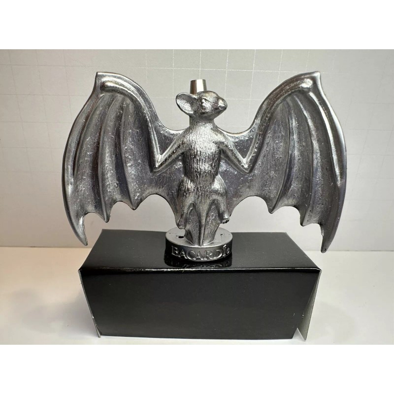 BACARDÍ BRAND NEW 2012 Pewter Bacardi Rum Metal BAT POURER