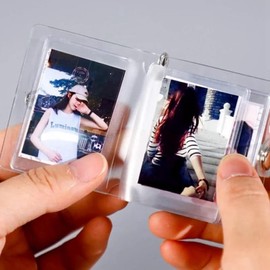 1 Piece Clear Mini Small Photo Album Keychain,16 Pictures Book Holder Keyring DIY Gifts for Boyfriend Girlfriend and Family,Bookshelf Albums Photo Albums