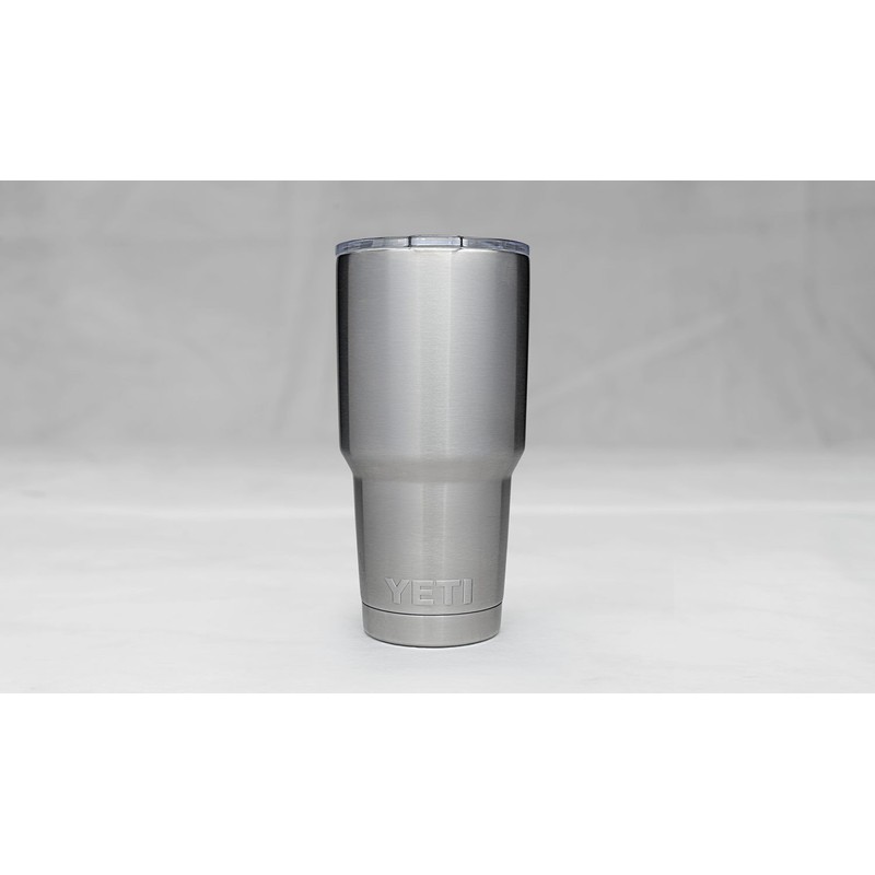 YETI Rambler 30 oz Stainless Steel Vacuum Insulated Tumbler with